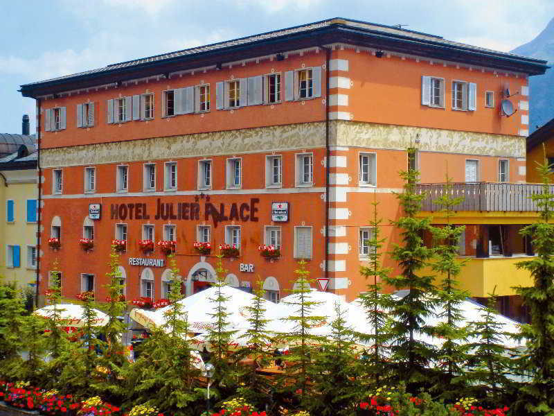 Julier Palace Силваплана Екстериор снимка